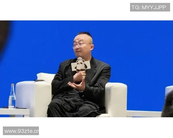 杨磊专访：从青涩少年到足球明星的成长之路回顾